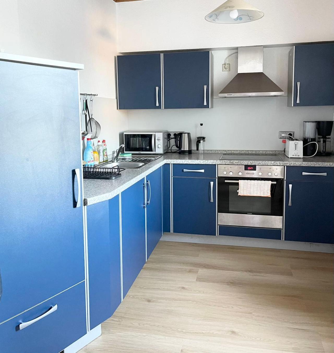 Near Düsseldorf Fair Messe, 2-bedroom apartment with nice Terrace&big Garden Exterior foto